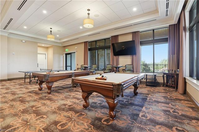 9832 Venezia CIR 1025, Naples, FL 34113