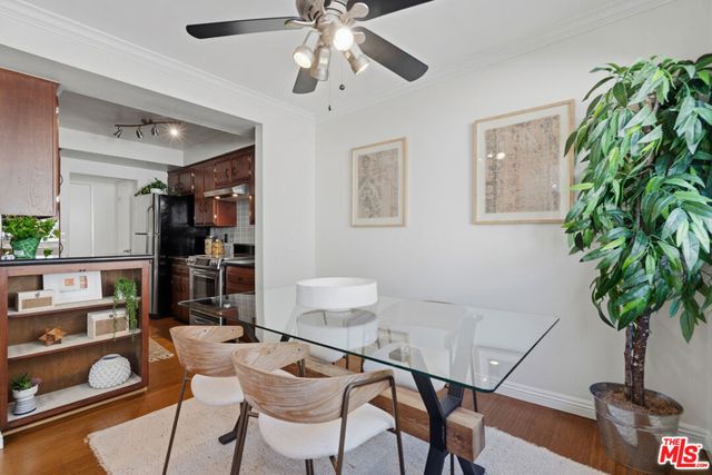 1242 S Barrington Avenue 205, Los Angeles, CA 90025