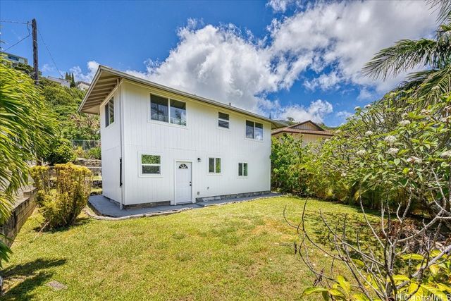 741 Alewa Drive A, Honolulu, HI 96817