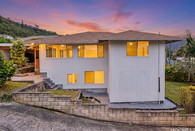 741 Alewa Drive A, Honolulu, HI 96817