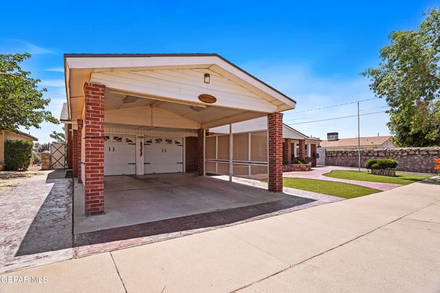 1300 SUNBURST Drive, El Paso, TX 79925