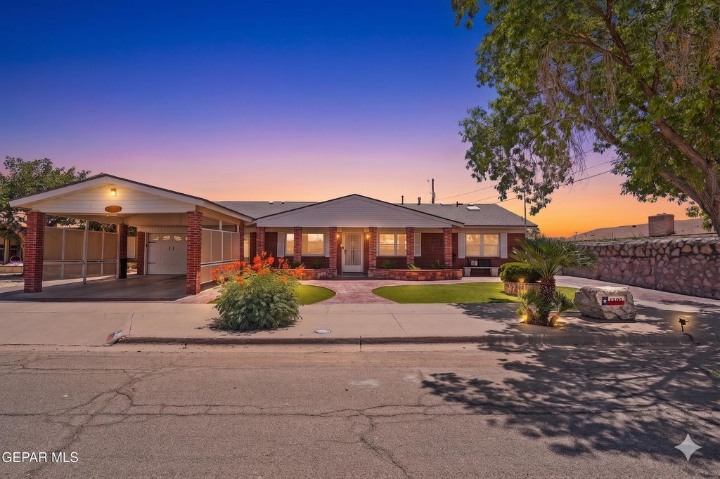 1300 SUNBURST Drive, El Paso, TX 79925