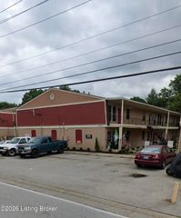 1962 Goldsmith Ln APT 3, Louisville, KY 40218