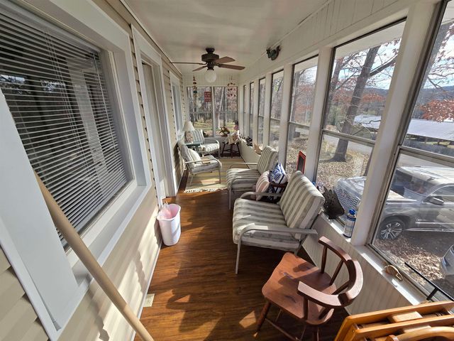 418 LOST CREEK BOAT DOCK RD, Decaturville, TN 38329