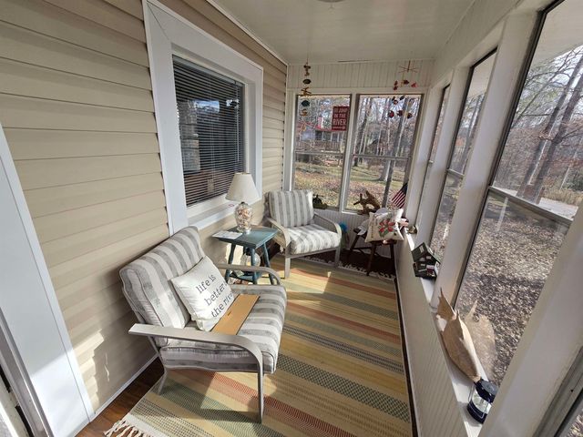 418 LOST CREEK BOAT DOCK RD, Decaturville, TN 38329