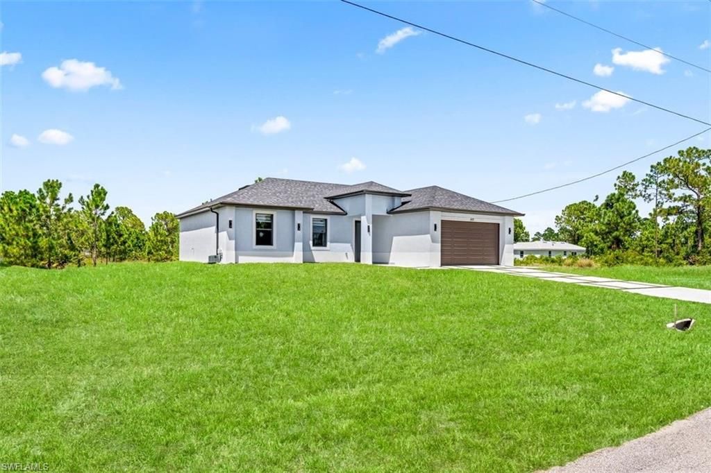 1113 Dutchess ST E, LEHIGH ACRES, FL 33974 — photo 4