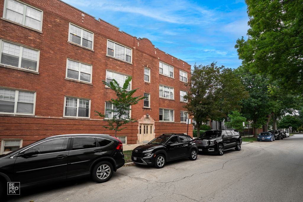 2546 W George Street 3, Chicago, IL 60618 — exterior