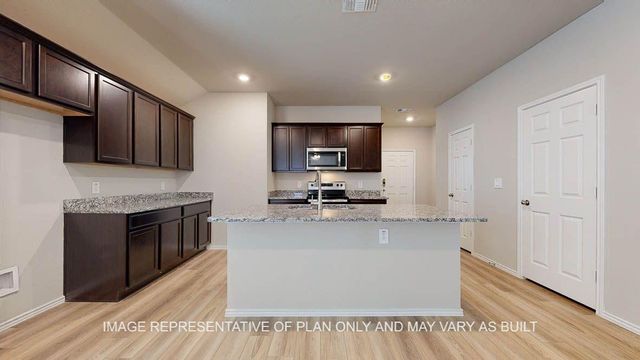 3016 Taddy Road, Lorena, TX 76655