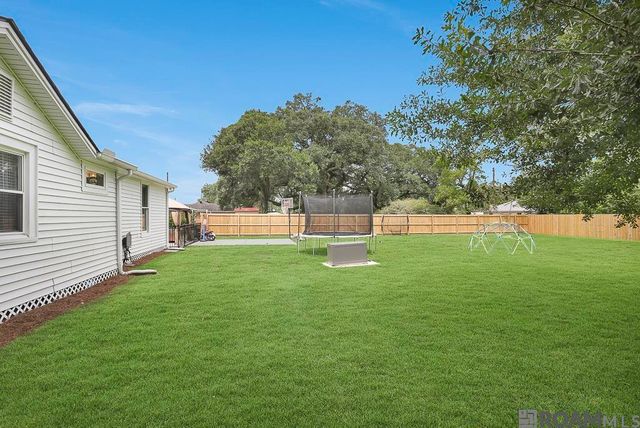 40204 Hwy 42, Prairieville, LA 70769