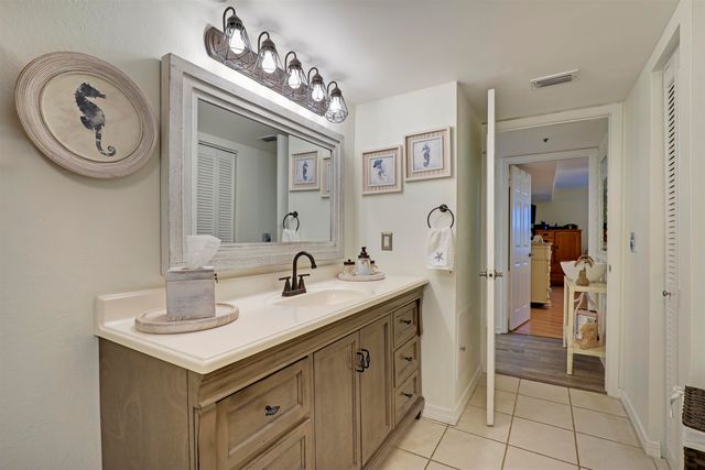 110 Ocean Hollow Ln 101, St Augustine, FL 32084