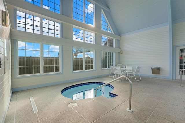 110 Ocean Hollow Ln 101, St Augustine, FL 32084