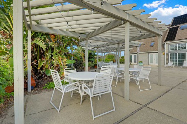 110 Ocean Hollow Ln 101, St Augustine, FL 32084