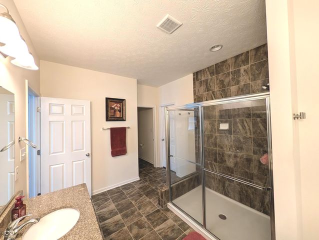 16226 Larimar Drive, Noblesville, IN 46060