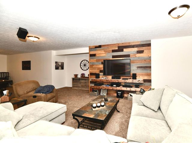 16226 Larimar Drive, Noblesville, IN 46060
