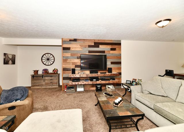 16226 Larimar Drive, Noblesville, IN 46060