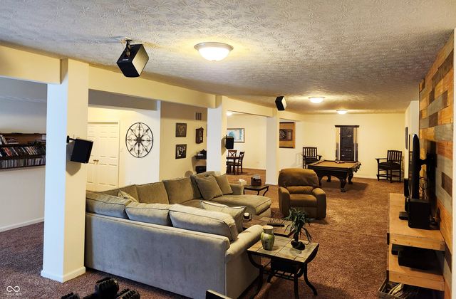 16226 Larimar Drive, Noblesville, IN 46060