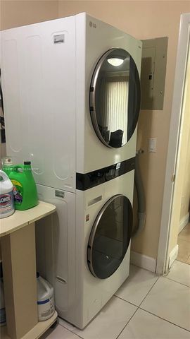 30420 SW 152nd Ave, Homestead, FL 33033