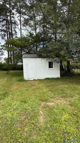 9014 Weldon Dr, Henrico, VA 23229