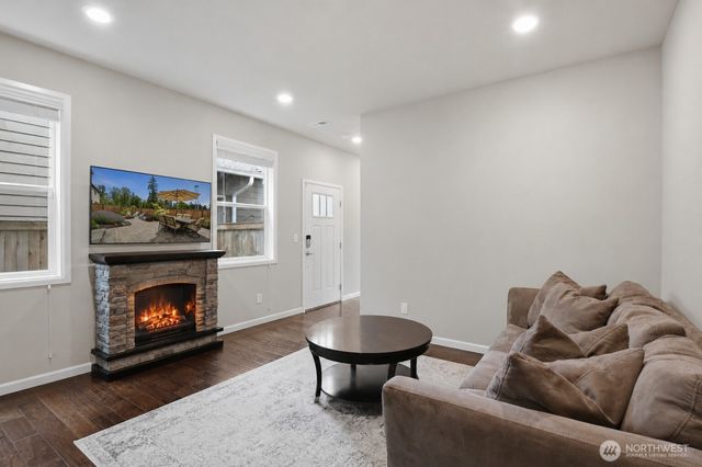 3922 187th Place SE, Bothell, WA 98012