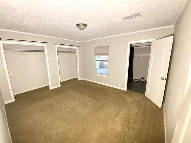 88 Gazebo Street C, Huntsville, TX 77340