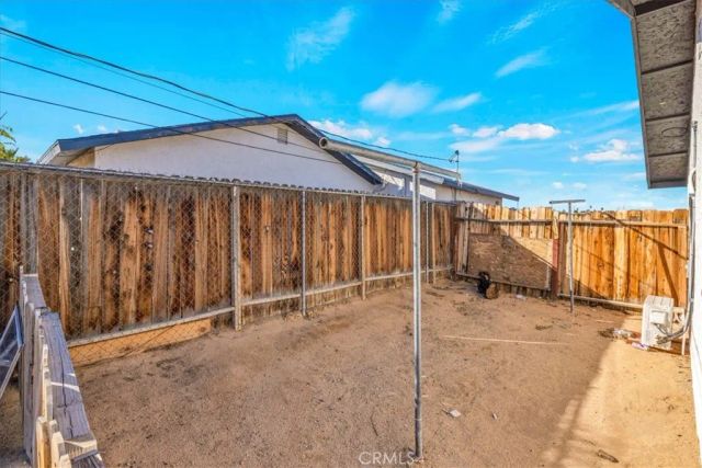 5671 Encelia, 29 Palms, CA 92277