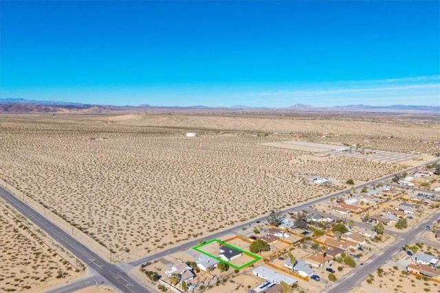 5671 Encelia, 29 Palms, CA 92277