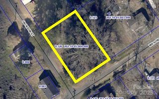 22 Wilson Avenue, Great Falls, SC 29055