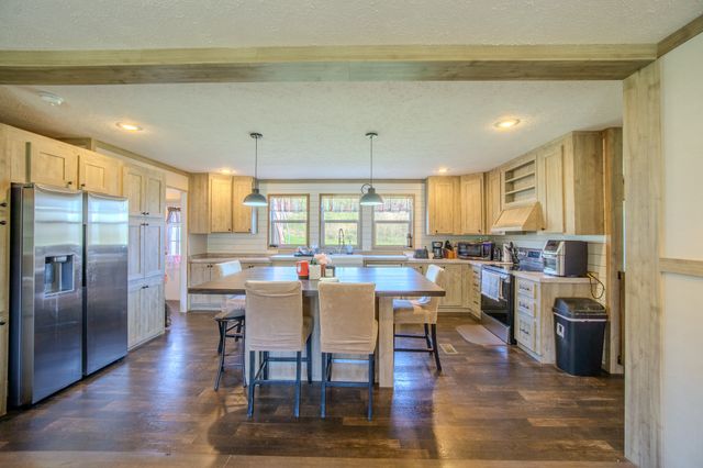 316 Morris Demps Rd, Sparta, TN 38583