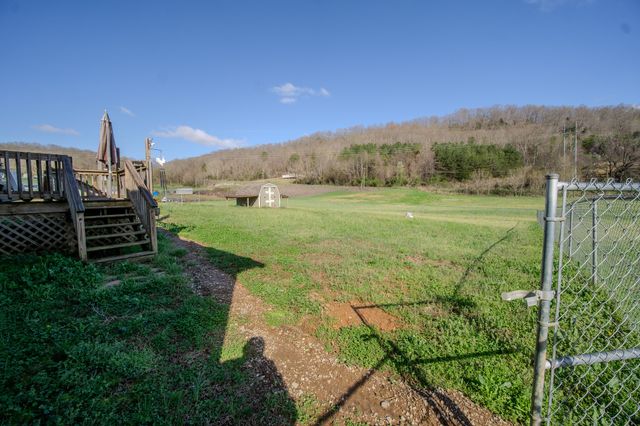 316 Morris Demps Rd, Sparta, TN 38583