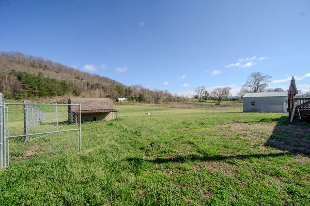 316 Morris Demps Rd, Sparta, TN 38583