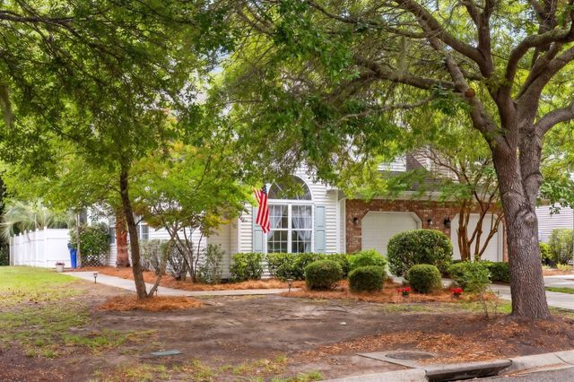 1282 Fenwick Plantation Road, Johns Island, SC 29455