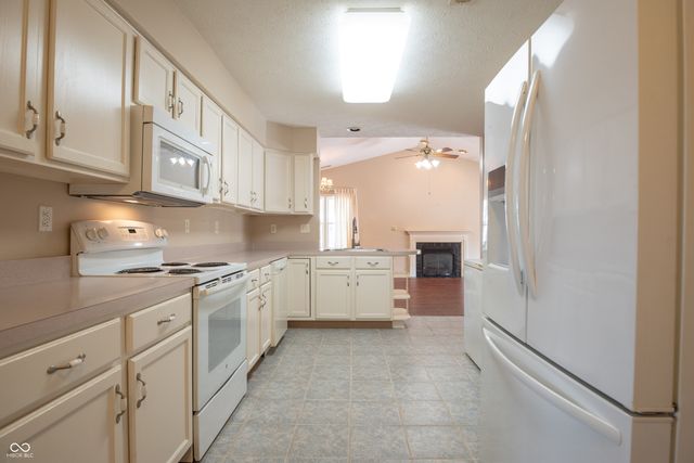 6510 Waybridge Court, Indianapolis, IN 46237