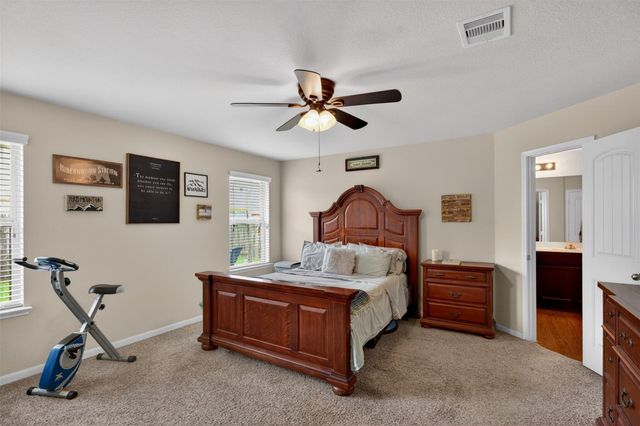 19 Rodeo Bend Drive, Manvel, TX 77578