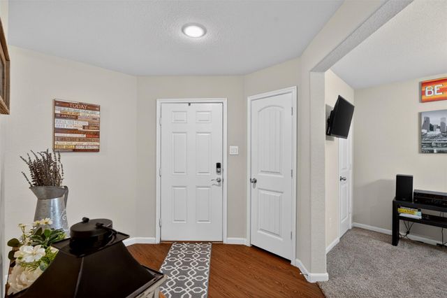 19 Rodeo Bend Drive, Manvel, TX 77578