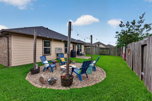 19 Rodeo Bend Drive, Manvel, TX 77578