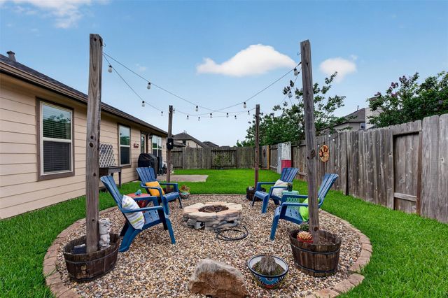 19 Rodeo Bend Drive, Manvel, TX 77578