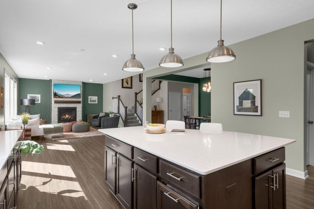 8084 182nd Street W, Lakeville, MN 55044