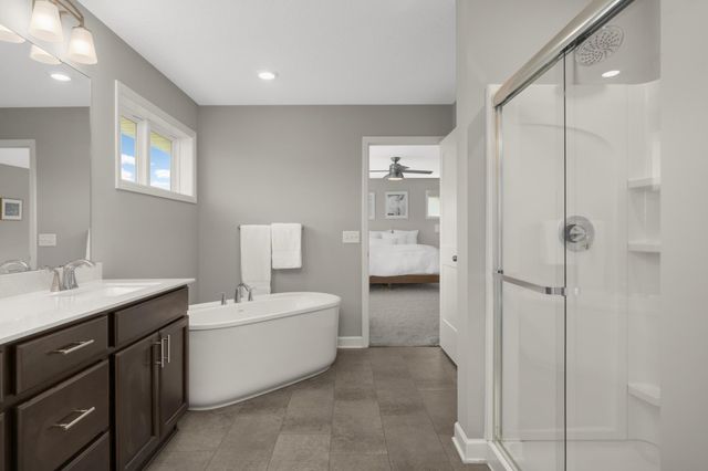 8084 182nd Street W, Lakeville, MN 55044