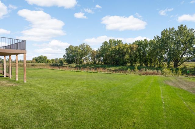 8084 182nd Street W, Lakeville, MN 55044