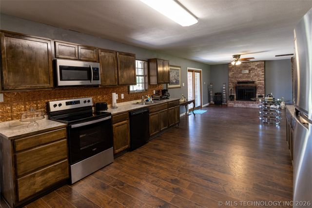 713 W Little Flower, Stigler, OK 74462