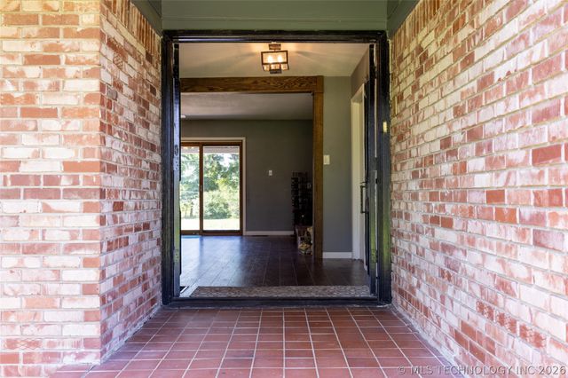 713 W Little Flower, Stigler, OK 74462