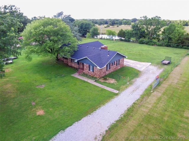 713 W Little Flower, Stigler, OK 74462