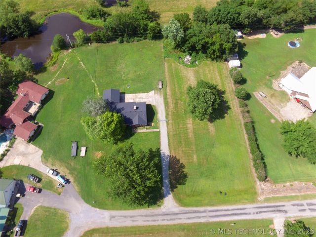 713 W Little Flower, Stigler, OK 74462