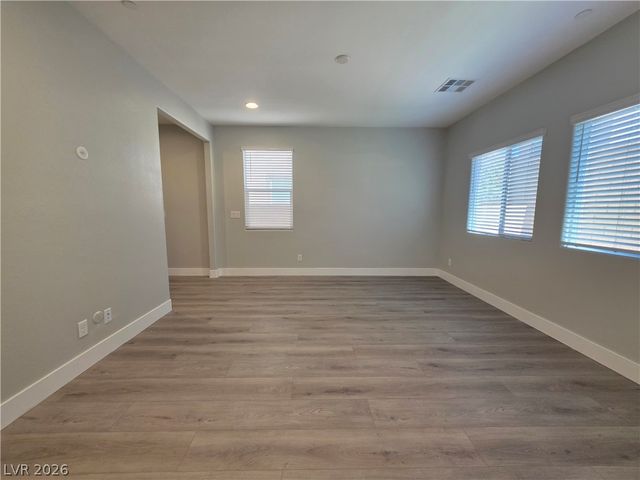 92 Mosso Niente Place, Henderson, NV 89011