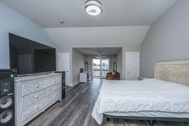 4933 Lake Palmetto Lane, North Charleston, SC 29418