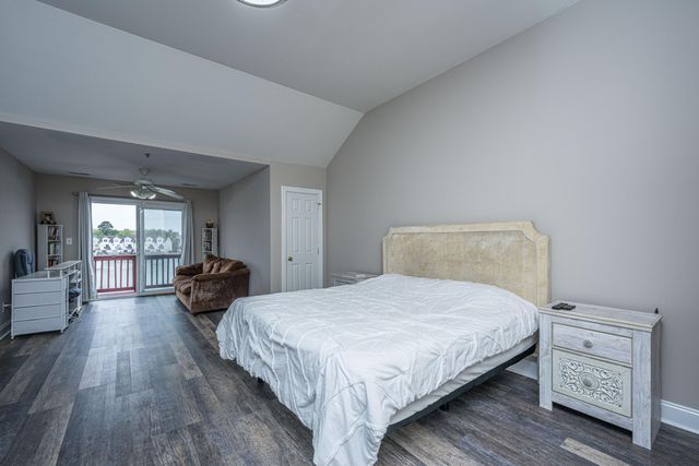 4933 Lake Palmetto Lane, North Charleston, SC 29418