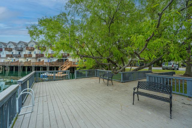 4933 Lake Palmetto Lane, North Charleston, SC 29418