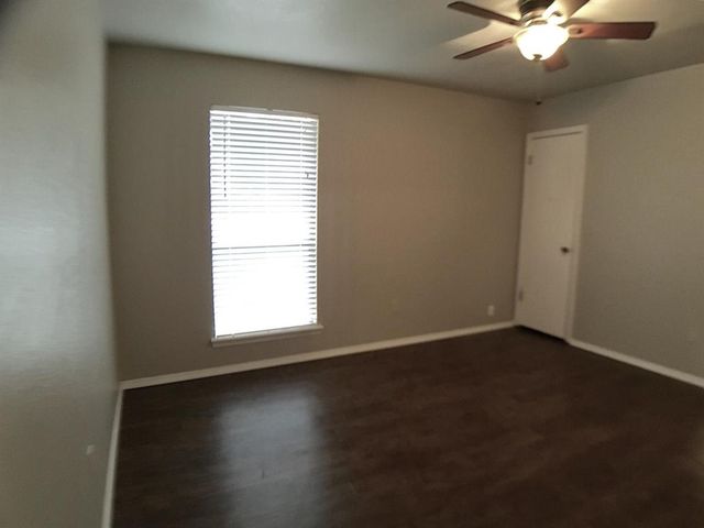 1013 Mercury Circle, Edmond, OK 73003