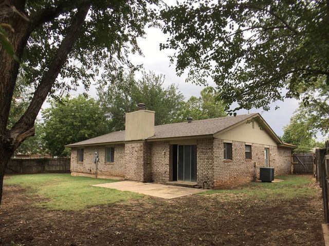 1013 Mercury Circle, Edmond, OK 73003