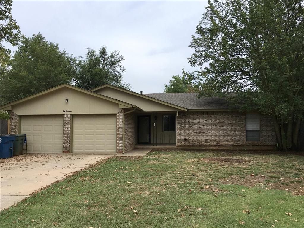 1013 Mercury Circle, Edmond, OK 73003